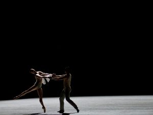 Andrea Parkyn, Fabien Voranger - The Grey Area - Semperoper Ballett - photo © Costin Radu