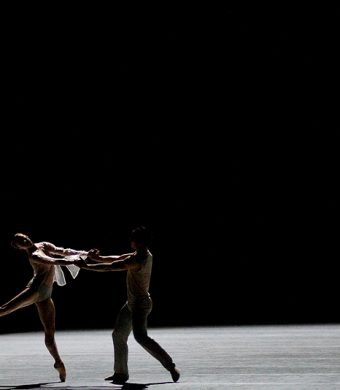 Andrea Parkyn, Fabien Voranger - The Grey Area - Semperoper Ballett - photo © Costin Radu