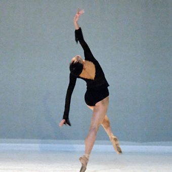 Yumiko Takeshima - Morning Ground - Dutch National Ballet - photo © Costin Radu