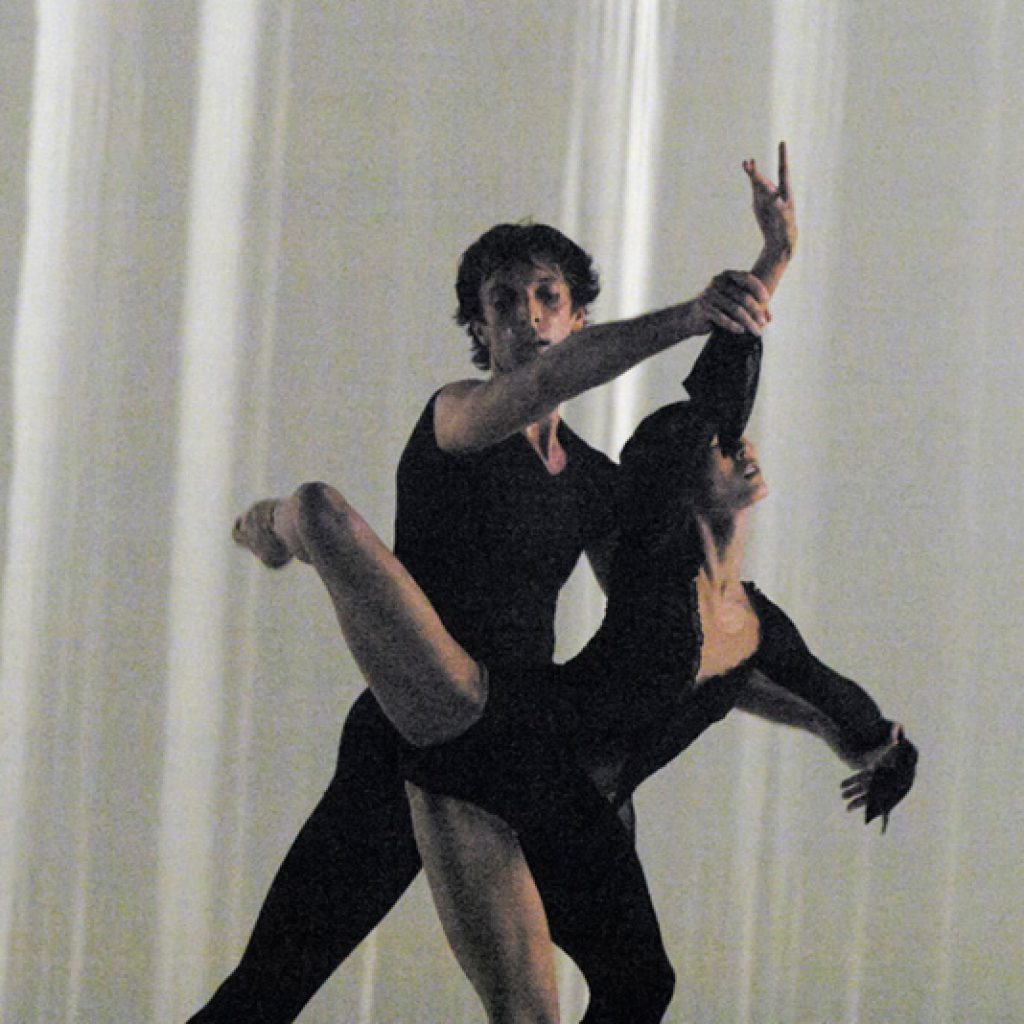 Raphaël Coumes-Marquet, Yumiko Takeshima - Morning Ground - Dutch National Ballet - photo © Joris-Jan Bos