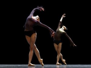Natalia Sologub, Yumiko Takeshima - Reverence - Semperoper Ballett - photo © Costin Radu