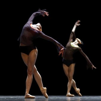 Natalia Sologub, Yumiko Takeshima - Reverence - Semperoper Ballett - photo © Costin Radu