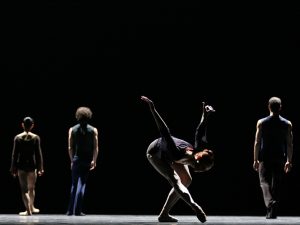 Ensemble - Reverence - Semperoper Ballett - photo © Costin Radu