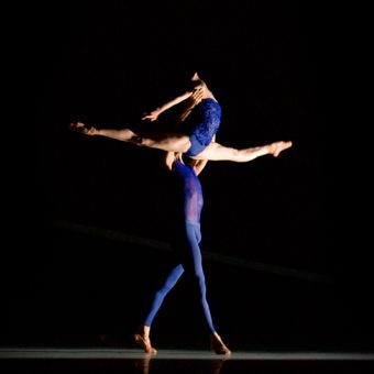 Natalia Sologub, Raphaël Coumes-Marquet - The Disappeared - Semperoper Ballett - photo © Angela Sterling