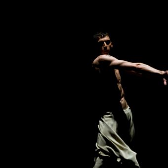 Raphaël Coumes-Marquet - Faun(e) - Semperoper Ballett - photo © Costin Radu
