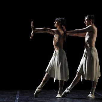 Raphaël Coumes-Marquet, Esteban Berlanga - Faun(e) - Semperoper Ballett - photo © Costin Radu