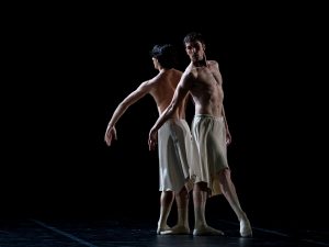 Raphaël Coumes-Marquet, Esteban Berlanga - Faun(e) - Semperoper Ballett - photo © Costin Radu