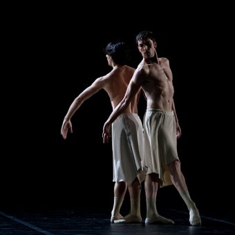 Raphaël Coumes-Marquet, Esteban Berlanga - Faun(e) - Semperoper Ballett - photo © Costin Radu