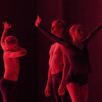 Andreas Heise, Eugenie Skilnand, Silas Henriksen - dancingmadlybackwards - The Norwegian National Ballet - photo © Costin Radu