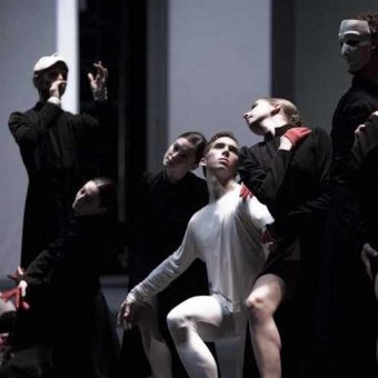 Ensemble - timelapse/(Mnemosyne) - Dutch National Ballet - photo © Angela Sterling