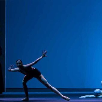 Samantha Mednick, Igone De Jongh, Cédric Ygnace - timelapse/(Mnemosyne) - Dutch National Ballet - photo © Angela Sterling