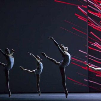 Ensemble - timelapse/(Mnemosyne) - Dutch National Ballet - photo © Angela Sterling