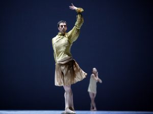 Raphaël Coumes-Marquet - The World According to Us - Semperoper Ballett - photo © Costin Radu