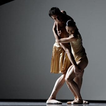 Raphaël Coumes-Marquet, Yumiko Takeshima - The World According to Us - Semperoper Ballett - photo © Costin Radu