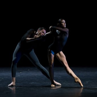 Raphaël Coumes-Marquet, Courtney Richardson - Opus.11 - Semperoper Ballett - photo © Costin Radu