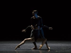 Raphaël Coumes-Marquet, Courtney Richardson - Opus.11 - Semperoper Ballett - photo © Costin Radu