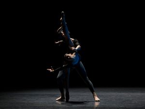 Raphaël Coumes-Marquet, Courtney Richardson - Opus.11 - Semperoper Ballett - photo © Costin Radu