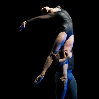 Courtney Richardson, Raphaël Coumes-Marquet - Opus.11 - Semperoper Ballett - photo © Costin Radu