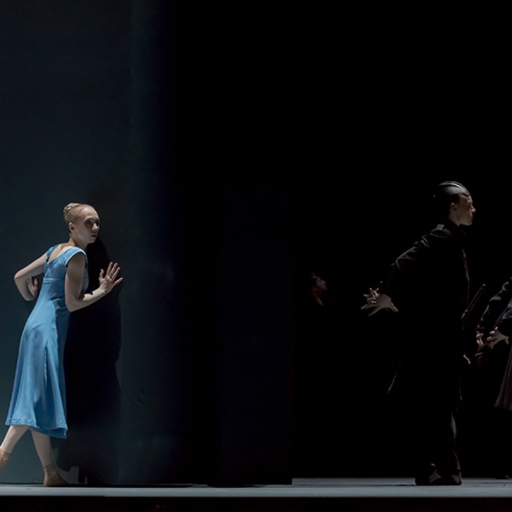 Tristan + Isolde - Semperoper Ballett - photo © Ian Whalen