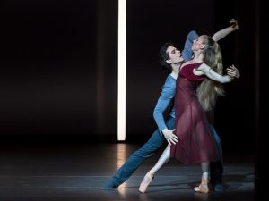 Anna Merkulova, István Simon - Tristan + Isolde - Semperoper Ballett - photo © Ian Whalen