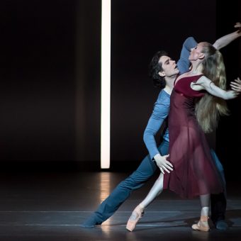 Anna Merkulova, István Simon - Tristan + Isolde - Semperoper Ballett - photo © Ian Whalen