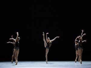 Michaela DePrince, Sasha Mukhamedov, Igone Gremillet de Jongh, Suzanna Kaic, Floor Eimers - Empire Noir - Dutch National Ballet - photo © Angela Sterling