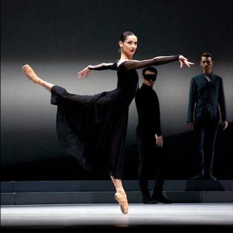 Sophie Martin - Swan Lake - Scottish Ballet - photo © Christina Riley