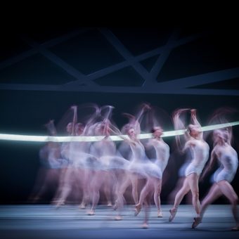 Ensemble - Swan Lake - Scottish Ballet - photo © Rimbaud Patron