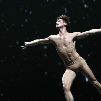 Edo Wijnen - Citizen Nowhere - Dutch National Ballet - photo © Hans Gerritsen