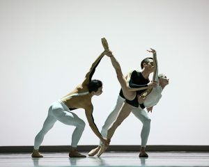 Maria Kochetkova, Wei Wang, Henry Sidford - Anima Animus - San Francisco Ballet - Photo © Erik Tomasson